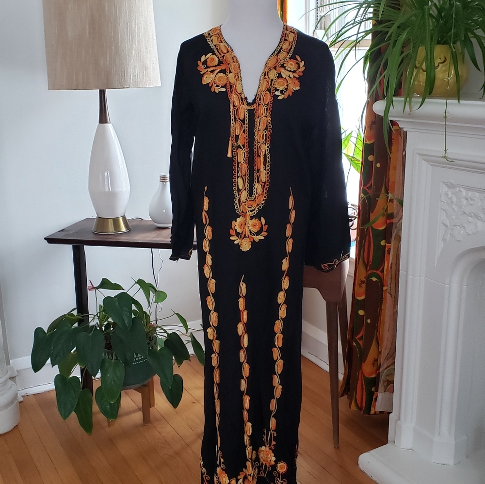 Vintage Bedouin Kaftan